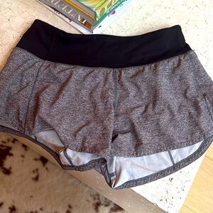 Lululemon Speed Up Low-Rise Lined Short 2.5"